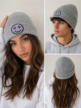 Nordstrom Gray Smiley Heart Eyes Beanie Cute Cozy Y2K Aesthetic Knit Hat